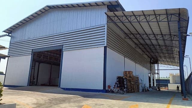 นันทนา ตลาดพูนทรัพย์ 300ม. ม.ปทุมธานี 1.9 กม.2 นอน MRTรังสิต 4.7 กม. ใหม่ทั้งหลัง ทาวน์เฮ้าส์ 2.5 ชั้น 19 ตร.วา.170 ตร.ม. 2 น้ำ 1 แอร์