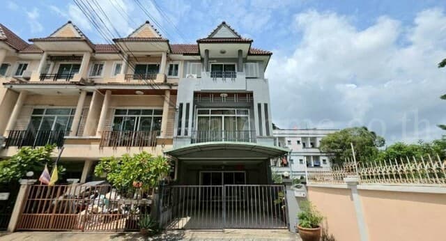 ขายคอนโด IDEO Charan 70 – Riverview คอนโดวิวแม่น้ำเจ้าพระยา ติดถนนใหญ่ ใกล้ MRT บางพลัด เดินทางสะดวก พร้อมสิ่งอำนวยความสะดวกครบครัน