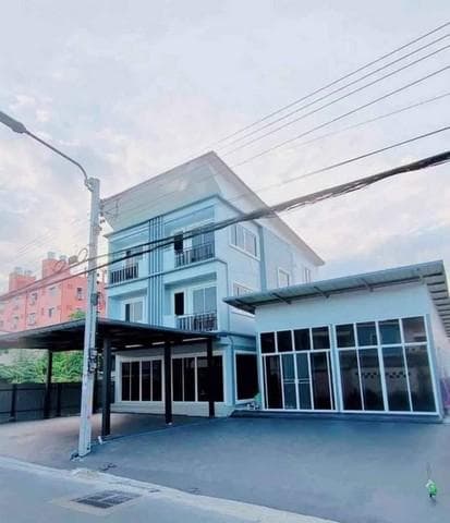 ให้เช่าอาคาร 3 ชั้น 10 ห้องทำงาน ซอยเปรมฤทัย บางแก้ว บางพลี ใกล้โรงเรียนนานาชาติราฟเฟิลส์อเมริกัน ไม่ไกลจากเซ็นทรัลบางนา