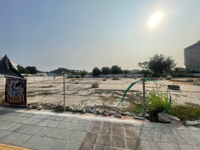 ขายที่ดินแปลงสวย ทำเลทอง ติดถนนใหญ่สุขุมวิท บางพระ ศรีราชา ชลบุรี FP-L01306