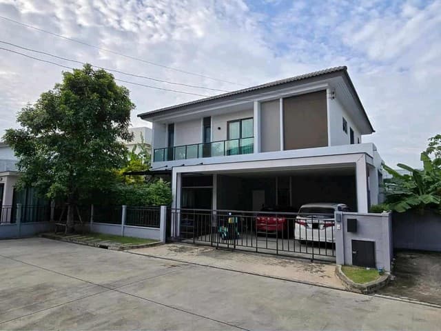 ให้เช่าบ้านเดี่ยว 2ชั้น โครงการ CENTRO วิภาวดี ที่ดิน 63 ตร.ว พื้นที่ใช้สอย 274 ตร.ม บ้านหลังมุม แบบบ้าน Double bliss บ้านหลังใหญ่สุด