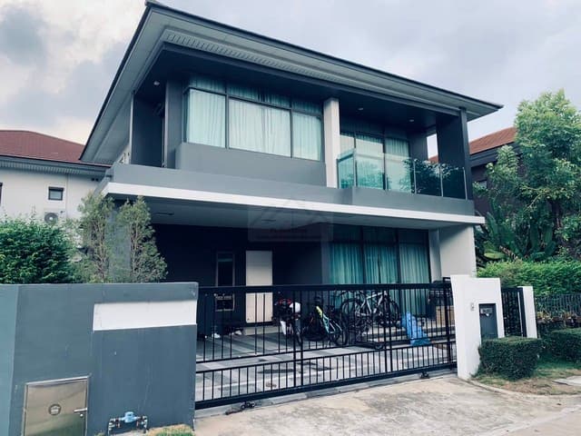 ให้เช่าบ้านเดี่ยว 2 ชั้น 57 ตรว. 4 ห้องนอน โครงการ บุราสิริ กรุงเทพกรีฑา1 พร้อมเข้าอยู่ ใกล้โรงเรียนนานาชาติไบรท์ตัน