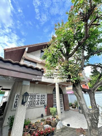 บ้าน ขายบ้านเดี่ยว 2 ชั้น ซ.นราธิวาสราชนครินทร์ (ใกล้ ถ.จันทน์) 96 ตร.ว. 4 น 3 น้ำ 3 จอดรถ 79000000 บาท. 4 Bedroom ใหญ่ขนาด 96 ตาราง.วา 0 Ngan 0 Rai บรรยากาศดี เป็นบ้านเดี่ยวสวย 2 ชั้น ใจกลางเมือง ที่ตั้งอยู่ท่ามกลางสิ่งอำนวยความสะดวกในทุกมิติ โดยส