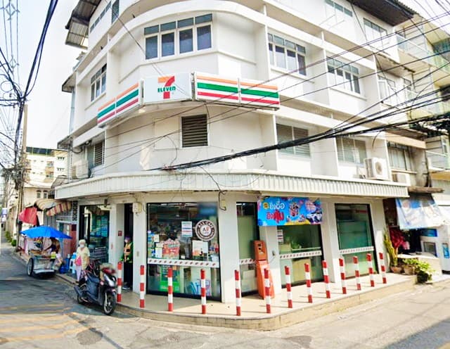 ใหม่มาก! อาคารพาณิชย์ 3 ชั้น กว้าง ใหญ่ 18 ตร.วา. 220 ตร.ม. 3 นอน MRTบางยี่ขัน700กม. สะพานพระราม 8 รร.นานาชาติแคนาดา 500 ม.
