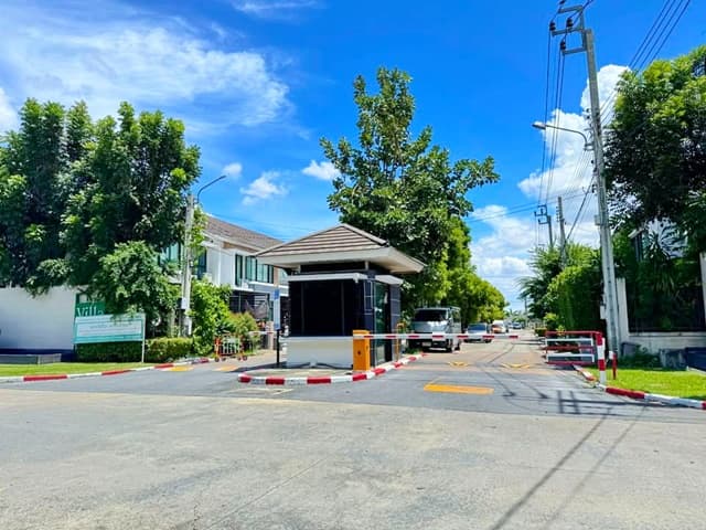 MRT คลองบางไผ่ 4.6 กม. The Villa แยกบางกรวย-บางบัวทอง ตลาดบัวทอง 500 ม.3นอน 2 น้ำ
