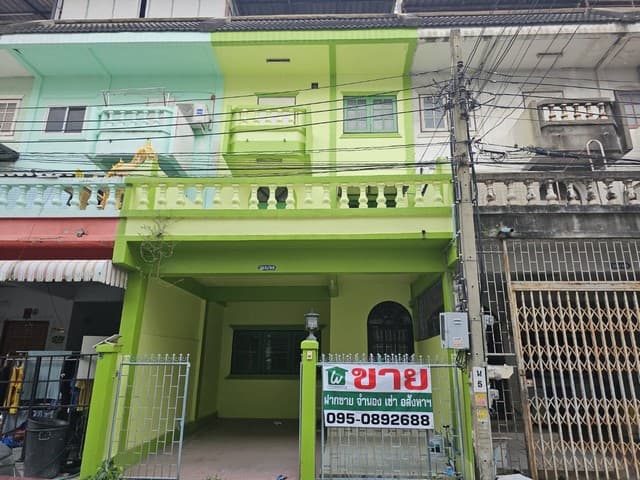 cx ขายทาวน์เฮาส์ งามวงศ์วาน37 แยกพงศ์เพชร โทร.095-089-2588