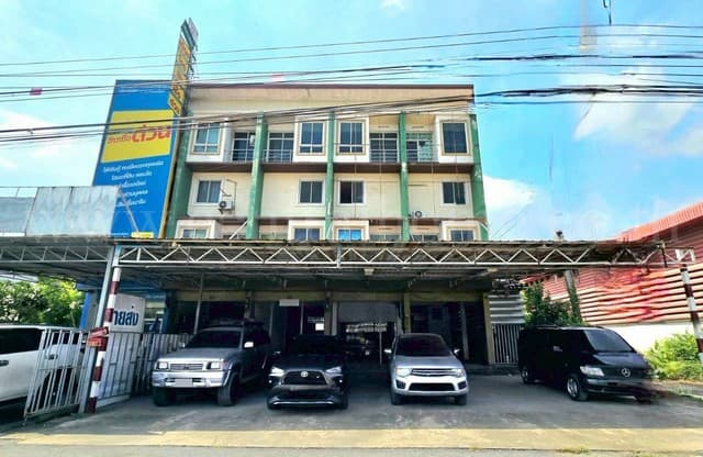 อาคารพาณิชย์ 4 ชั้น 3 คูหา ลาดหลุมแก้ว ติดถนน 346 ปทุมธานี - บางเลน