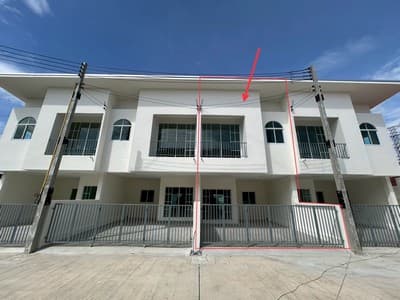 ขาย ทาวน์เฮ้าส์ 2 ชั้น สไตล์มินิมอล ในโครงการ ไพรเวท 8 (Private 8 Khao Nam Sup) ที่ออกแบบให้ใช้สอยได้ครบทุกฟังก์ชันอย่างลงตัว