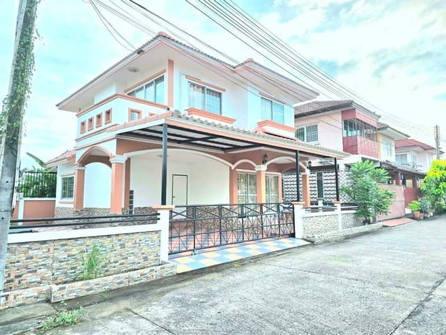 ขายให้เช่าผ่อนตรง บ้านศรีราชาชลบุรี หมู่บ้านเมืองประชา ไพรเวซี่ 3 บ้านเดี่ยว 2 ชั้น 50 ตรว.