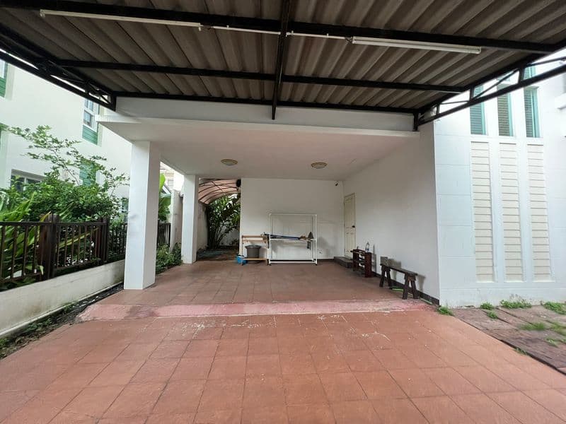 บ้านเดี่ยว บ้านเลขที่ 99/39 ในโครงการเดอะกรีนการ์เด้น บางนา-ตราด ถ.บางนา-ตราด ซอยบางนา-ตราด53 ต.บางแก้ว อ.บางพลี จ.สมุทรปราการ 10540