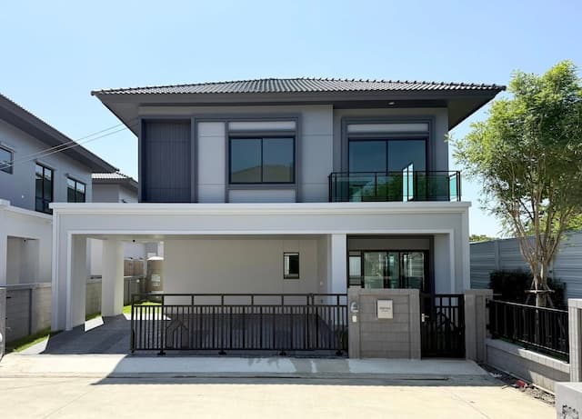 BH3783 ขาย–ให้เช่าบ้านเดี่ยว 2 ชั้น หมู่บ้านบริทาเนีย บางนา–ศรีวารี ใกล้ King Power ศรีวารี บ้านหัวมุมสุดซอย เงียบสงบ