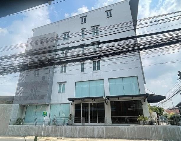 ให้เช่าอาคารพาณิชย์ 4 ชั้น ย่านหัวหมาก หลังราม ซอยราม24 พระราม9 ซอย 43 เสรีพระราม9 ใกล้เดอะไนน์พระราม9 (The Nine)
