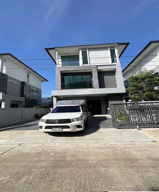 ให้เช่าบ้าน 3ชั้น ศุภาลัย 50 ตร.วา. 250 ตร.ม. เพลินนารี่ มอลล์ 2.1กม.4นอน ม.นอร์ทกรุงเทพ 3.2 กม. ไปรษณีย์ สายไหม 1.2 กม. 4 น้ำ