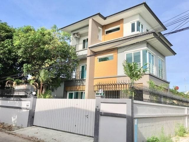 RK38 เช่า ขาย บ้านเดี่ยว หลังมุม ย่านสุทธิสาร ลาดพร้าว ใกล้ MRTสุทธิสาร ทำเลดี เดินทางสะดวก