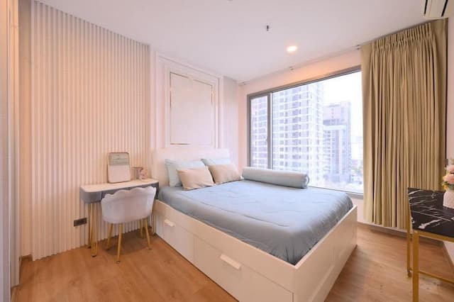 Ceil by Sansiri Clean quiet private 10th floor BTS Ekkamai