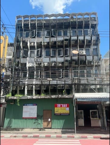 ขายอาคารพาณิชย์ 4.5 ชั้น 29 ตร.วา ติดถนนนางลิ้นจี่ ทำเลทองคำ ติดโรงเรียนนานาชาติเรนทรี และมาร์เก็ตเพลส พระราม3 ZTK311