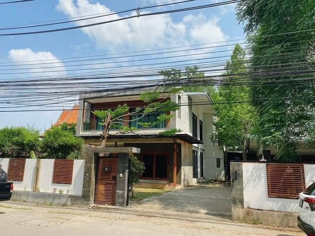 ให้เช่าบ้านเปล่า ทำเลดี ใกล้แยกข่วงสิงห์ โซนช้างเผือก