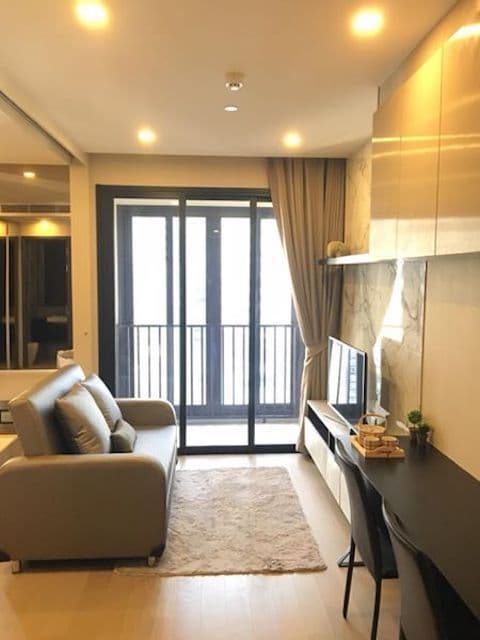 Ashton Asoke Clean convenient private 14th floor BTS Asoke