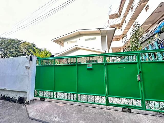BTSอุดมสุข 500ม.ให้เช่าบ้านเดี่ยว 2 ชั้น 52ตร.วา. ทางด่วนสุขุมวิท60-68รร.นานาชาติเบิร์คลีย์ 1.8 กม. 3 นอน 2 น้ำ ตลาดอุดมสุข 300 ม.