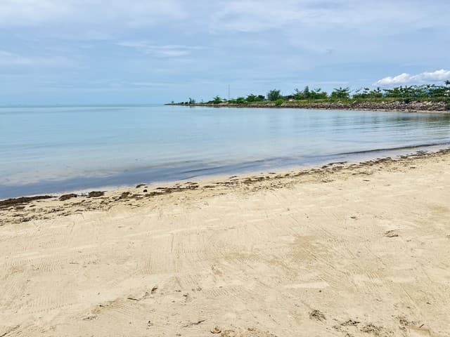 ขายที่ดินริมชายหาด เกาะสมุย 5ไร่ 1 งาน 60.20 ตร.ว. ใกล้สนามบินเกาะสมุย บ่อผุด