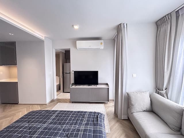 Chapter Thonglor 25 safe convenient clean 6th floor BTS Thonglor