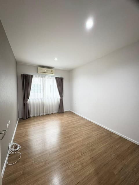 P1743 ขาย ทาวน์โฮม 3 ชั้น บ้านกลางเมือง ลาดพร้าว-เสรีไทย 52 เหมาะซื้ออยู่อาศัย