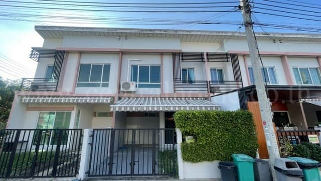 ทาวน์โฮม พลีโน่ รัตนาธิเบศร์ - ชัยพฤกษ์ พร้อมอยู่ ถูกที่สุดในโครงการ