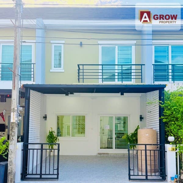 หมู่บ้านพาทาโกเนีย 5 เลียบคลองสอง บ้านสวย ทำเลดี รีโนเวทใหม่ทั้งหลัง เฟอร์นิเจอร์ครบ พร้อมเข้าอยู่