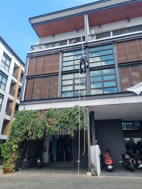 BH3824 ให้เช่าโฮมออฟิศ 5 ชั้น สไตล์ลอฟท์ ลาดพร้าว ใกล้รถไฟฟ้าลาดพร้าว 83