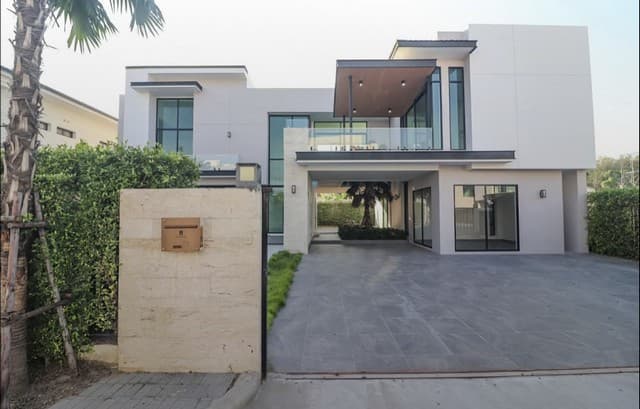 บ้านเดี่ยวพูลวิลล่า ย่านรามอินทรา สไตล์ Modern Minimal บนทำเลศักยภาพ ใจกลางรามอินทรา