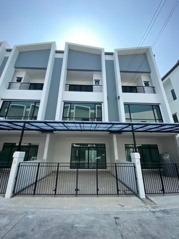 ให้เช่าทาวน์โฮม 3 ชั้น 200 ตร.ม. โครงการคอร์ดิซ แอท อุดมสุข ซอยอุดมสุข 39 เขตพระโขนง