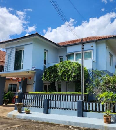 หมู่บ้านศิริพร ดอนจั่น บ้านแปลงใหญ่สภาพดีมาก น้ำไม่ท่วม มีสวนส่วนตัว ติดถนนใหญ่ 8 เลน เส้นสันกำแพงสายใหม่