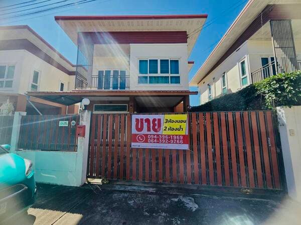 ขายบ้านเดี่ยวสองชั้น ทำเลดี เงียบสงบ เพื่อนบ้านอัธยาศัยดีทุกหลัง ใกล้แหล่งสำคัญต่างๆ