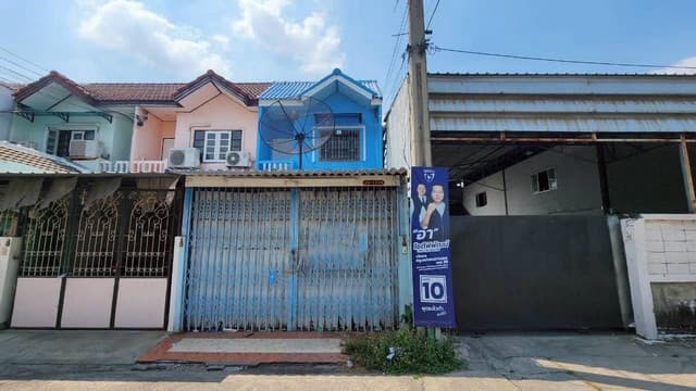 ขายทาวน์เฮ้าส์ 2 ชั้น โครงการ สินทวีงามเจริญ เขตบางขุนเทียน กรุงเทพฯ
