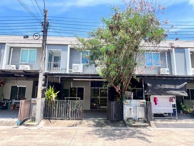 ขายทาวน์เฮ้าส์ 2 ชั้น โครงการ เดอะคัลเลอร์ส พรีเมี่ยม วงแหวน - รามอินทรา เขตคลองสามวา กรุงเทพฯ