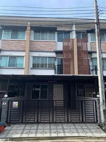 ให้เช่า ทาวน์โฮม 3 ชั้น โครงการ ทาวน์พลัส เกษตร นวมินทร์ คลองลำเจียก นวลจันทร์ ใกล้ โรงเรียนเลิศหล้า CDC