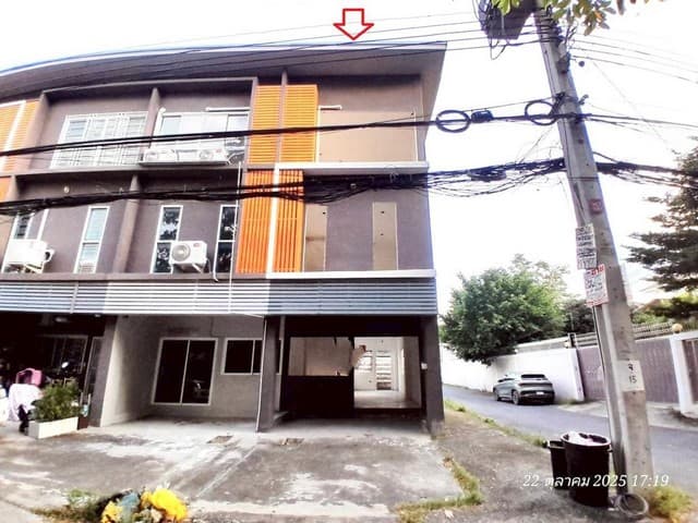 ขายทาวน์เฮ้าส์ ซอย นวมินทร์ 111 แยก 15 ถนน นวมินทร์ บึงกุ่ม กรุงเทพ