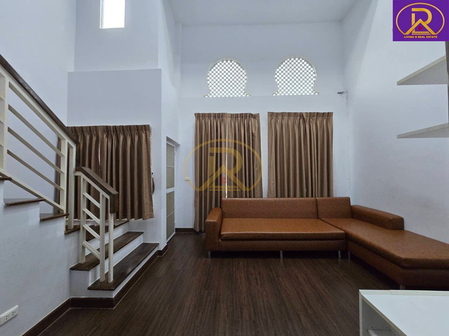 ให้เช่าหมู่บ้านวิลล่า มารอค (Villa Maroc) สไตล์โมร็อคโค ถ.มิตรสัมพันธ์-บางแสน และสี่แยกถนนข้าวหลาม ต.บ้านปึก อ.เมืองชลบุรี จ.ชลบุรี