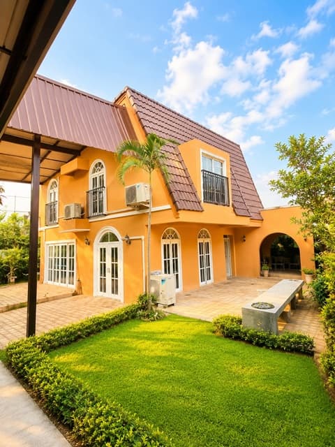 รพ.เกษมราษฎร์ สุขาภิบาล3 700 ม. 107 ตร.ว. 320ตร.ม. รามคำแหง110-120 ใกล้ MRTสัมมากร 400 ม. บ้านเดี่ยว 2ชั้น 3-4นอน 2น้ำ