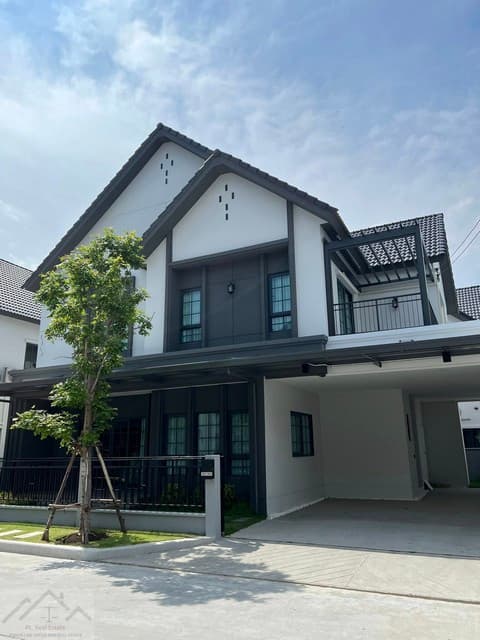 ให้เช่าบ้านเดี่ยว 2 ชั้น 4 ห้องนอน โครงการ CENTRO บางนา-ศรีนครินทร์ ใกล้นานาชาติสิงคโปร์