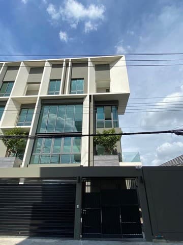 ขายโฮมออฟฟิศ 4 ชั้น 400 ตร.ม. Myst อ่อนนุช-ศรีนครินทร์ มีลิฟท์ ใกล้ BTS ศรีนุช