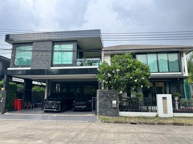 ขายบ้านเดี่ยว โซน ปัญญาอินทรา หมู่บ้าน ฮาบิเทีย เวนต์ ปัญญาอินทรา ใกล้โรงเรียนสาธิตพัฒนา