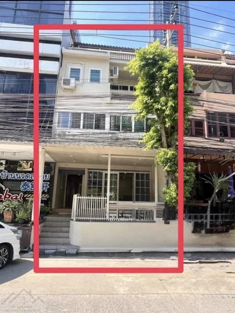 ให้เช่าโฮมออฟฟิศ 4 ชั้น 360 ตร.ม. ถนนทวีมิตร พระราม 9 ซอย 7 ใกล้แยก อสมท