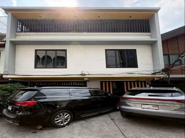 ให้เช่า บ้านเดี่ยว 3 ชั้น โซน หัวลำโพง เยาวราช รองเมือง เขตปทุมวัน ติดรถไฟใต้ดิน MRTหัวลำโพง
