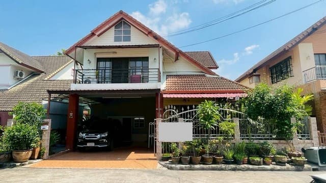 ขายและให้เช่าบ้านเดี่ยวศรีราชาชลบุรี บ้านเดี่ยว 2 ชั้น ทำเลทอง หมู่บ้านคันทรี่โฮม2 ศรีราชา เนื้อที่ดิน 63 ตรว. 5 ห้องนอน 4 ห้องน้ำ
