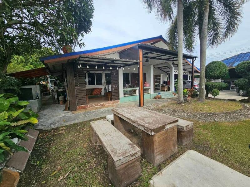 ขายบ้านพร้อมที่ดิน ทำเลดี บ้านค่าย ระยอง 253.3 ตร.ว.