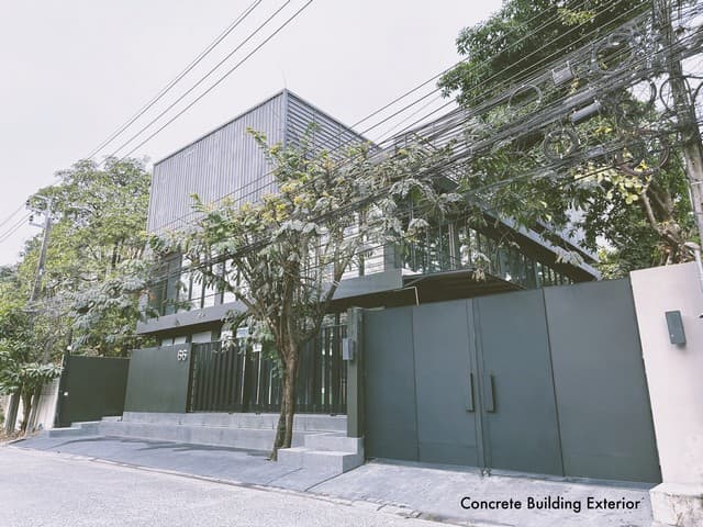 อาคารพาณิชย์ - พ.ท. 0 Rai 2 NGAN 31 Square Wah 350000 B. ใกล้กับ ห่างจาก MRT ลาดพร้าว 1.5 กม. พื้้นที่กว้างขวาง -