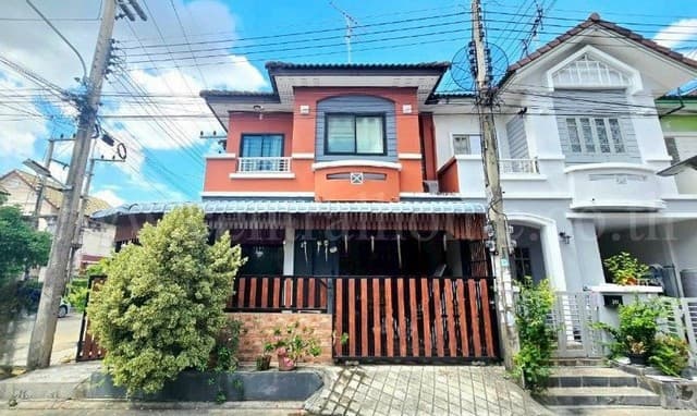 ทาวน์โฮม บ้านวรางกูล รังสิต - คลองสาม (หลังมุม) พร้อมอยู่ ราคาถูกที่สุดในโครงการ