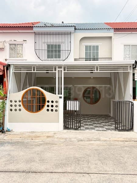 ขายทาวน์เฮ้าส์ 2 ชั้น มบ.กิตติชัยวิลล่า 11 คู้ซ้าย หนองจอก เนื้อที่ 26 ตรว 4นอน 2น้ำ บ้านสวยตกแต่งครบพร้อมอยู่