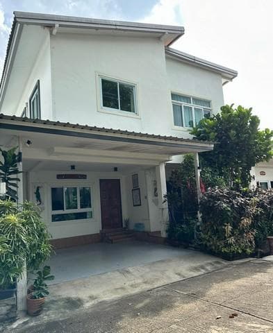 ให้เช่าบ้านเดี่ยว 2 ชั้น 35 ตร.ว. หมู่บ้านรัตนวรรณ 2 ย่านลำลูกกาคลอง 4 ถนนไสวประชาราษฎร์